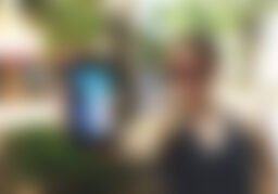 Women Shows iPhone